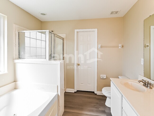 Building Photo - 7323 Red Maple Dr