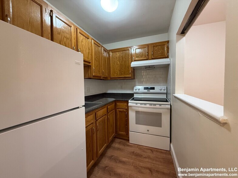 Building Photo - 48 Lancaster Ter