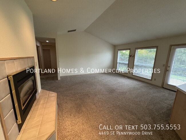 Building Photo - 4469 SE Pennywood Dr