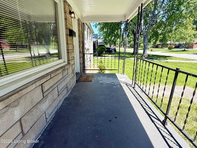Building Photo - 6112 Corinth Way