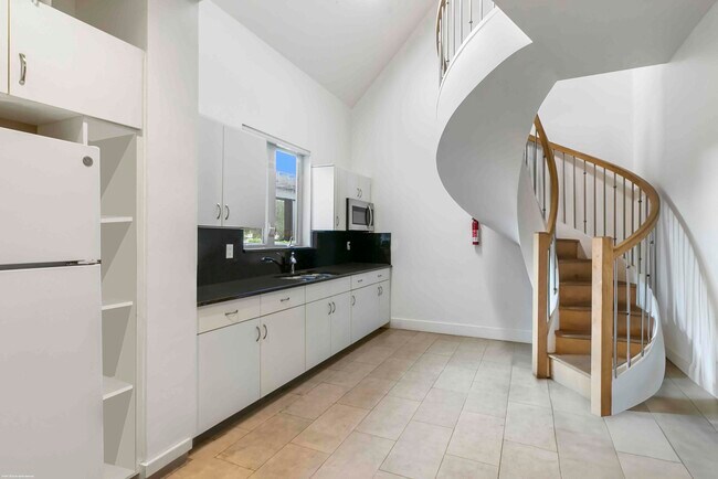 Building Photo - 14484 Belmont Trce