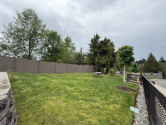 Building Photo - Renton Home