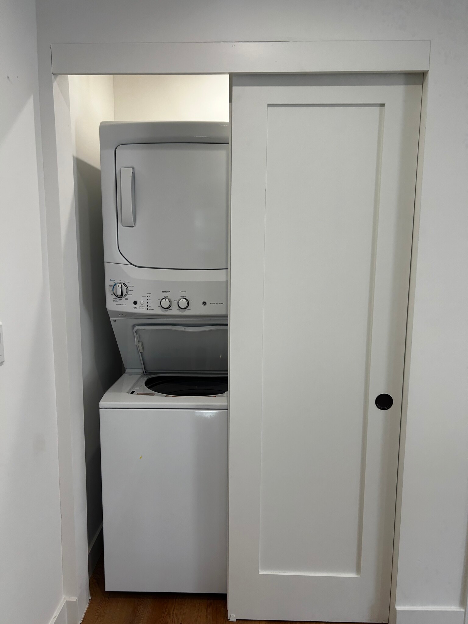 Building Photo - 10435 Ashton Ave