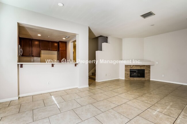 Building Photo - Charming 3-Bedroom Irvine Condo with Attached Garage and Community Amenities