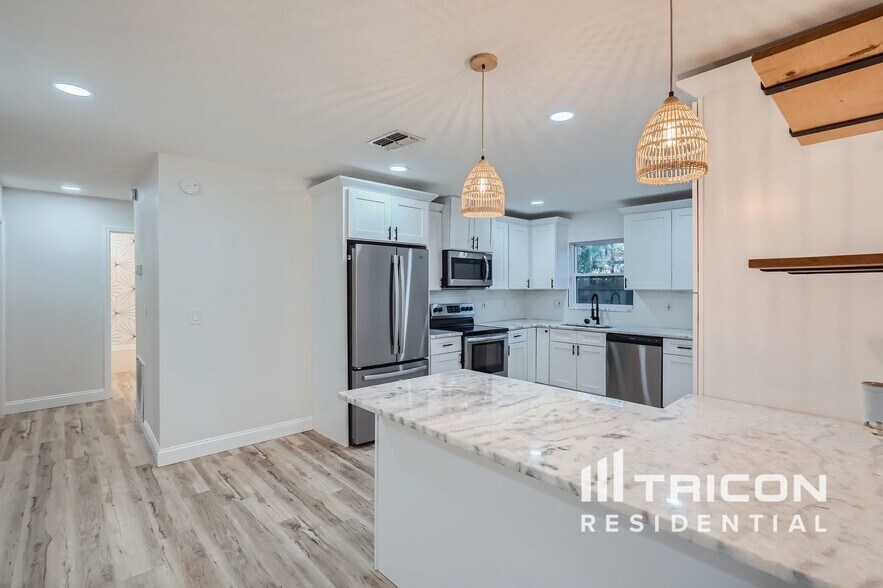 Building Photo - 2894 Cathy Ln