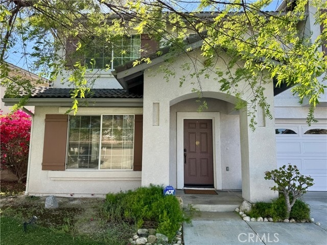 Building Photo - 16612 China Berry Ct