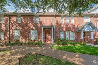 Building Photo - 1439 El Camino Village Dr