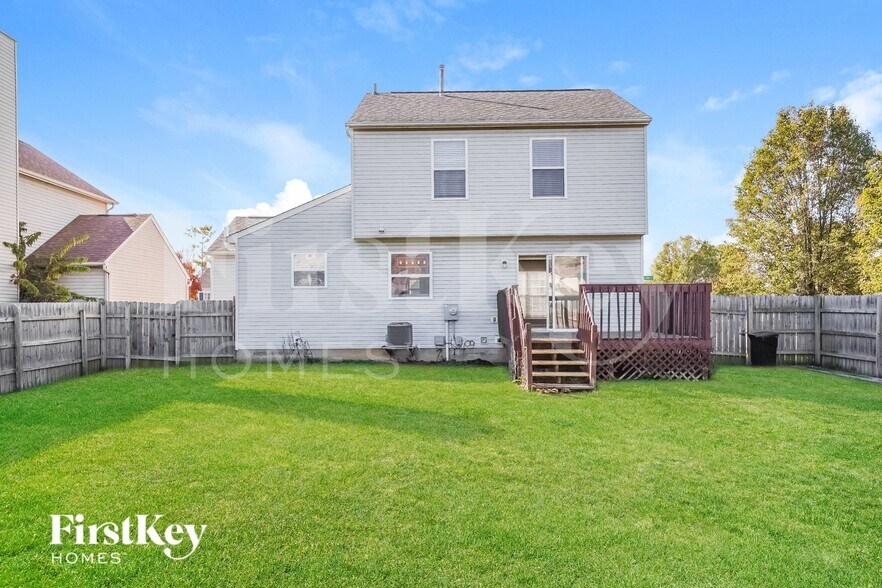 Building Photo - 692 Windy Hill Ln