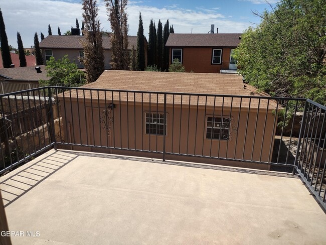 Building Photo - 4620 Loma Linda Cir