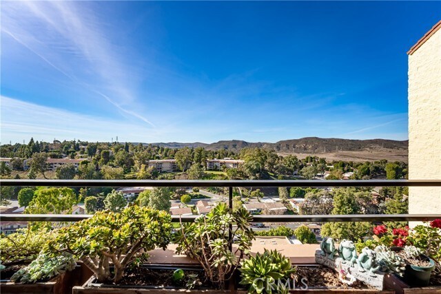 Building Photo - 24055 Paseo Del Lago