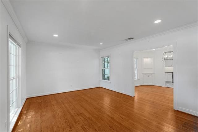 Building Photo - 6421 Kenwood Ave