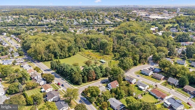 Building Photo - 6200 Gilston Park Rd