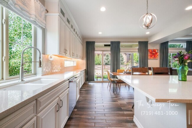 Building Photo - FORMER OAKWOOD MODEL 4BD HOME IN BANNING L...
