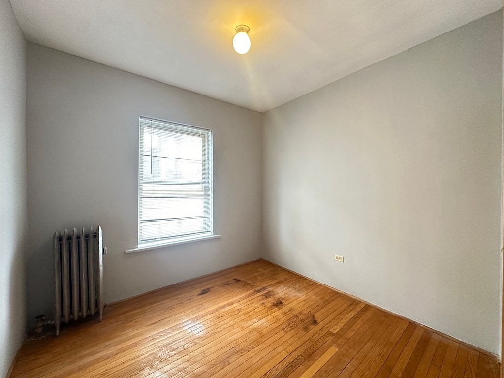 Building Photo - 1212 W Thorndale Ave