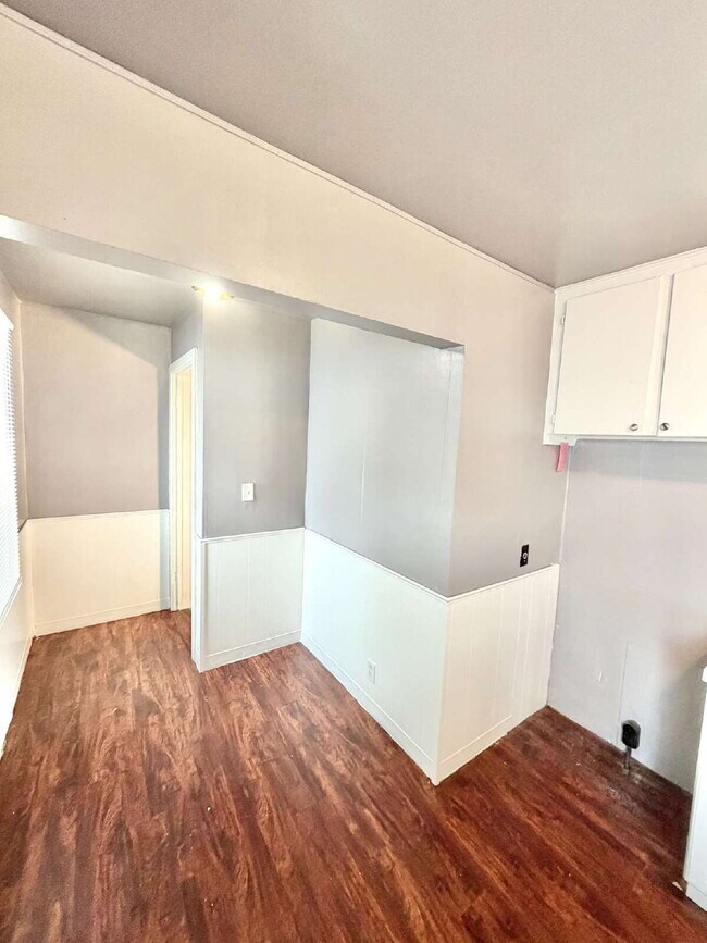 Building Photo - 3413 Clairmont St