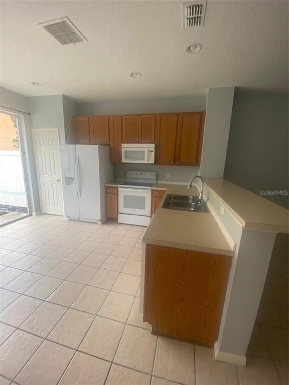 Building Photo - 5517 Paradise Cay Cir