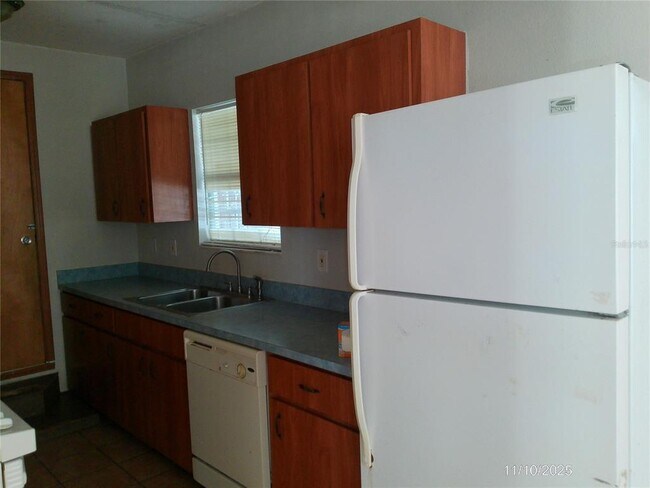 Building Photo - 19 Tennessee Ln