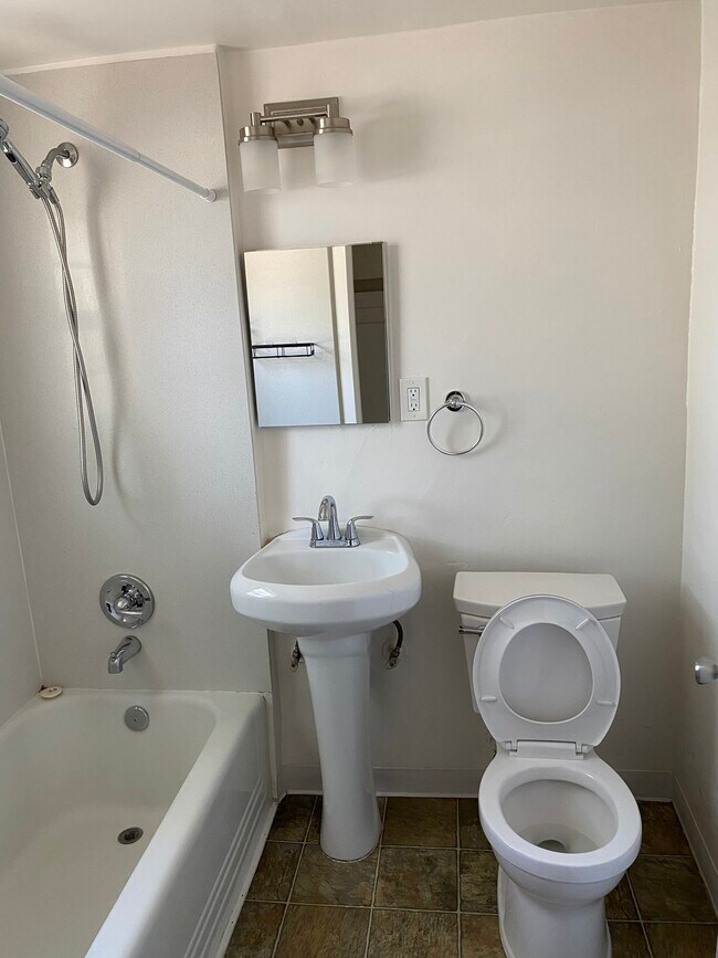 Building Photo - 2701 T St