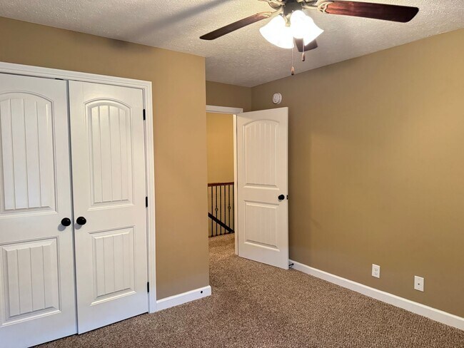 Building Photo - Crosswinds Subdivision! Beautiful 2 Story ...