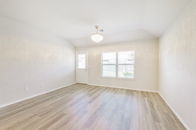 Building Photo - 2135 Twisted Cedar Ct