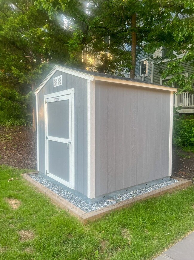 Building Photo - Freshly Renovated 3-Bedroom Home in King of Prussia