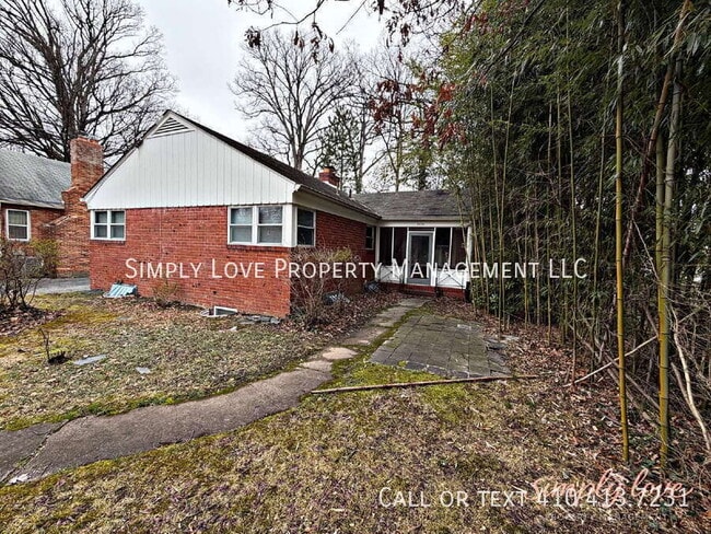 Building Photo - 4526 Albion Rd