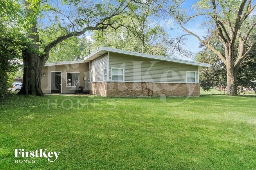 Building Photo - 484 Talala St
