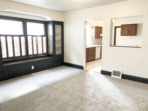 Building Photo - 3 Bed 1 Bath Single Family Home In South B...
