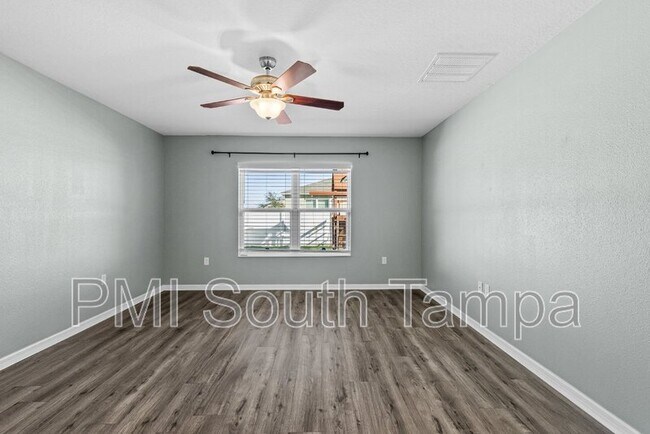 Building Photo - 10602 Massimo Dr