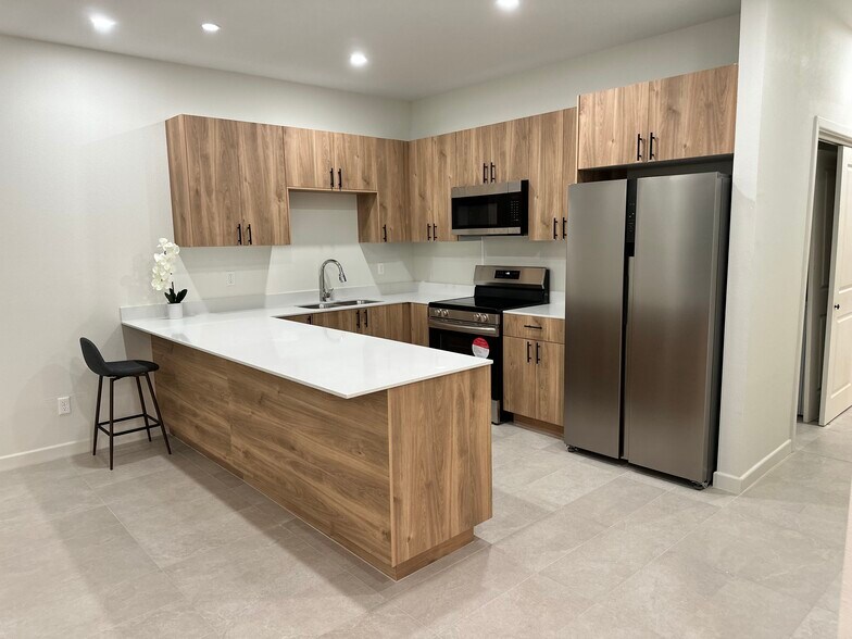 Building Photo - 4984 Alexa Rd