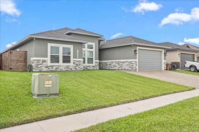 Building Photo - 7958 Snake River Dr