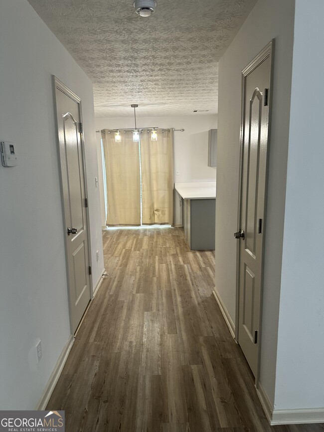 Building Photo - 3022 Fields Dr