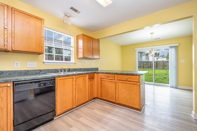 Building Photo - 9026 Tibble Creek Way
