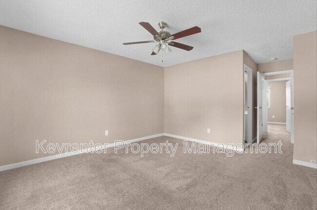 Building Photo - 15593 Fox Plains Dr