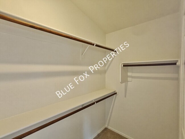 Building Photo - 10923 S Lake Gambusi Dr