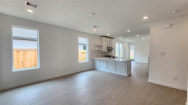 Building Photo - 28815 Texas Sparrow Ln