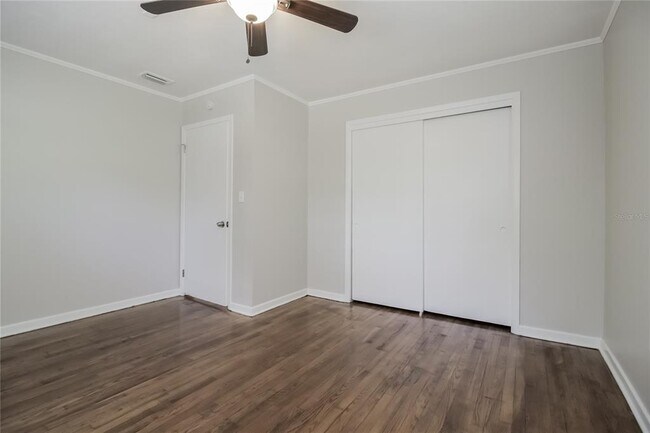 Building Photo - 1198 S Golf Lake Dr