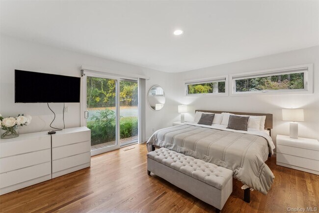 Building Photo - 14 Woodland Ln