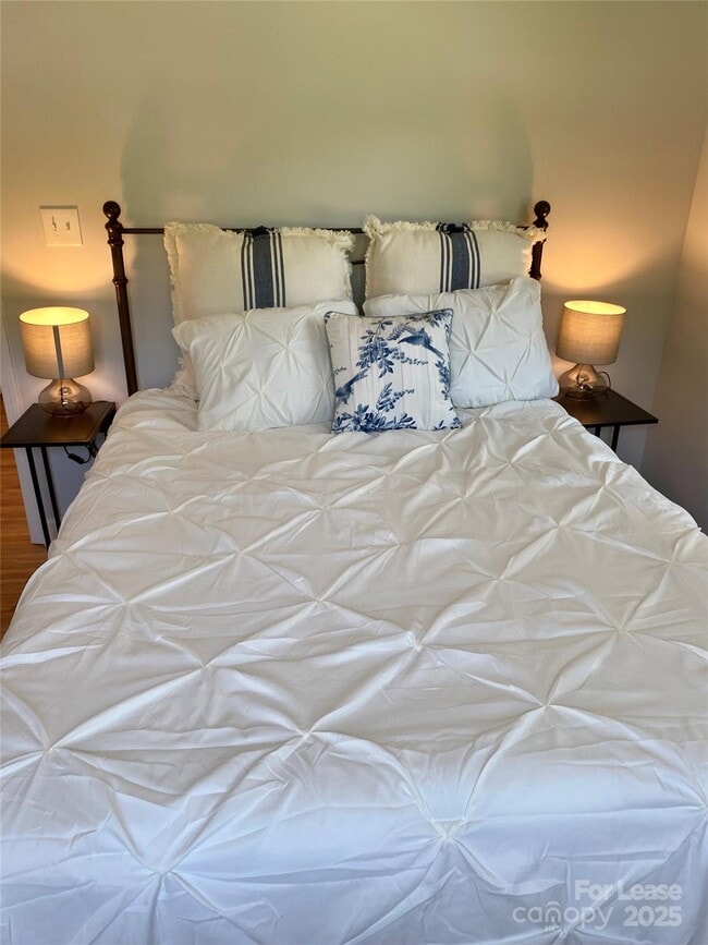 Building Photo - 113 Forest Dr