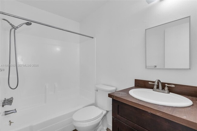 Building Photo - 1451 NW 19th St