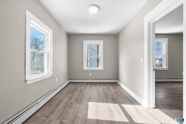 Building Photo - 22 Wolcott St