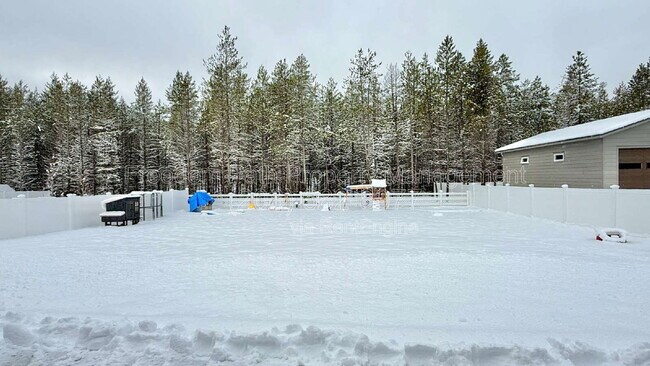 Building Photo - 31015 N Alice Ct