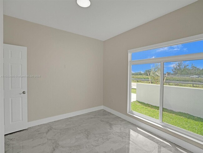 Building Photo - 14519 SW 272nd St