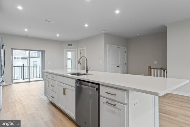 Building Photo - 2152 Glacier Rd