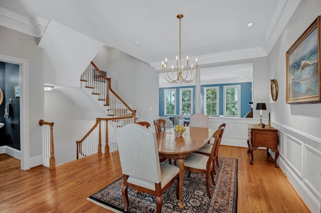 Building Photo - Stunning 4BR All-Brick End-Unit Townhome with Rooftop Terrace in Potomac Greens