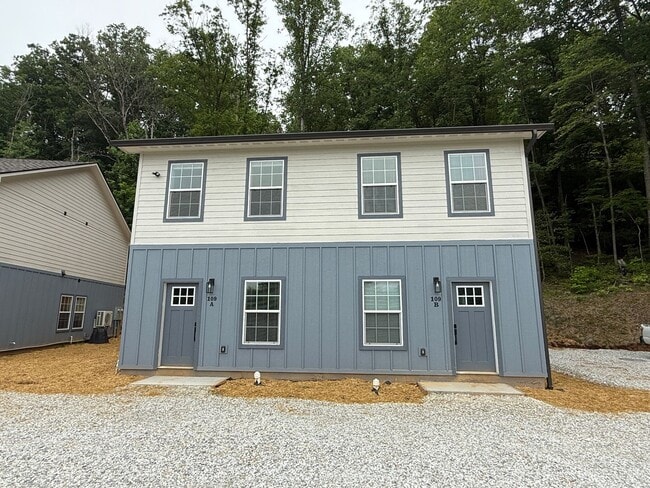 Building Photo - Newly Built 2 Bedroom 2.5 Bath