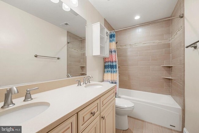 Building Photo - 13204 Nickleson Dr