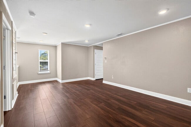 Building Photo - 10557 Sweet Bay Dr