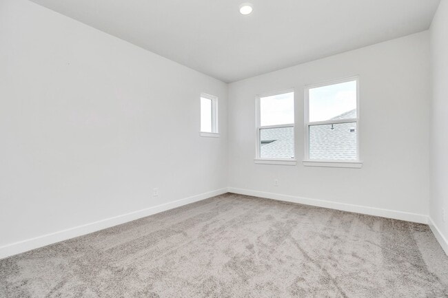 Building Photo - 21118 Chelton Bch Dr