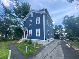 Building Photo - 1048 Main St